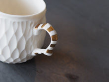 將圖片載入圖庫檢視器 安藤良輔 金彩雕紋馬克杯