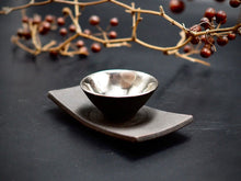 將圖片載入圖庫檢視器 橋本忍 錆黒白金彩茶杯